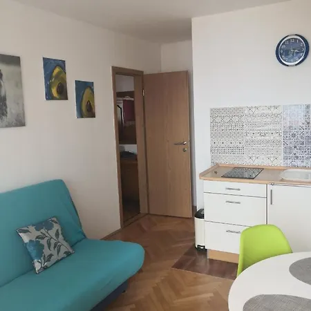 Irena 4*